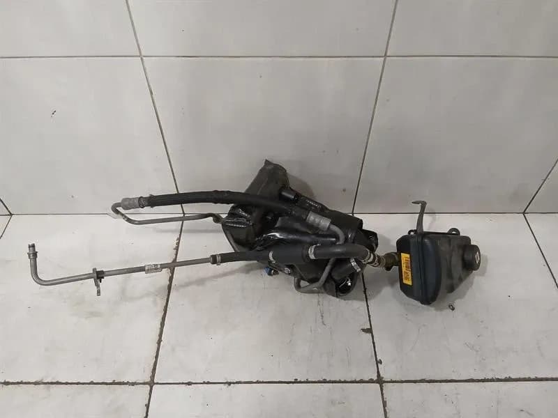 MCLAREN McLaren 720S Coupe Power Steering Pump 14D0032CP Power Steering Pump