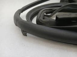 MCLAREN McLaren 720S Coupe Door Seal 14AA497CP LH Door Seals — thumbnail 8