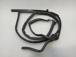 MCLAREN McLaren 720S Coupe Door Seal 14AC486CP RIGHT Door Seals — thumbnail 9