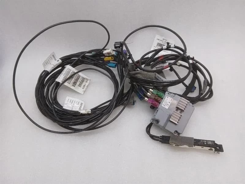 FERRARI Ferrari 296 GTS F171 Electronic module 875005 USB SPLITTER controller