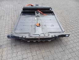 PORSCHE Porsche Taycan 9J 9J1801212L Battery 93kWh 129Ah 723V High Voltage Battery Faulty — thumbnail 4