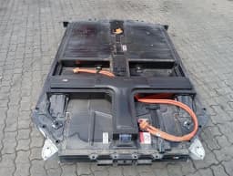 PORSCHE Porsche Taycan 9J 9J1801212L Battery 93kWh 129Ah 723V High Voltage Battery Faulty — thumbnail 2