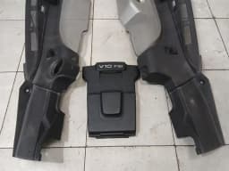 AUDI Audi R8 Type 42 5.2 V10 Coupe Engine Cover 420863082K SET Engine Cover — thumbnail 5