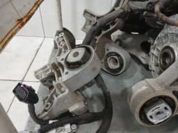 PORSCHE PORSCHE TAYCAN 9J ENGINE 9J1901131C FRONT ENGINE FRONT EBG — thumbnail 7