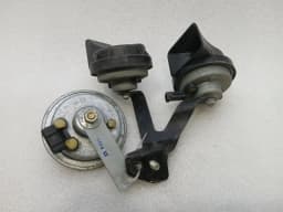 PORSCHE Porsche 911 996 Horn Set 99663520608 Horn Fanfare Set — thumbnail 3