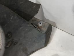 PORSCHE Porsche 996 rear left arch liner 99650563101 holder carrier rear left defects — thumbnail 3