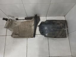 PORSCHE Porsche 996 rear left arch liner 99650563101 holder carrier rear left defects — thumbnail 2