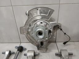 FERRARI Ferrari 296 GTS F171 Left Rear Hub 843923 Wheel Bearing Housing Rear Left SET SET — thumbnail 2