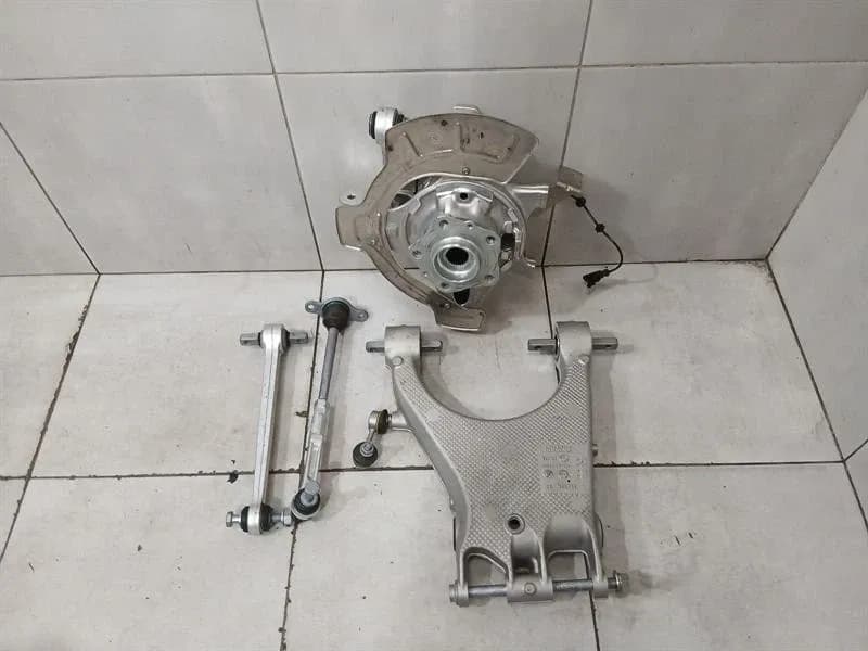 Ferrari 296 GTS F171 Left Rear Hub 843923 Wheel Bearing Housing Rear Left SET SET