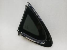 PORSCHE Porsche Taycan 9J Left Rear 1/4 Glass 9J1845297R Door Glass 1/4 Rear LH — thumbnail 3