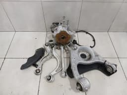 PORSCHE Porsche Taycan 9J Left Rear Hub 971505435F Wheel Bearing Housing Rear Left — thumbnail 1
