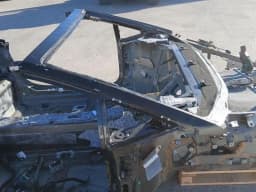 LAMBORGHINI LAMBORGHINI HURACAN LP640 EVO SPYDER 4T7817989B WINDSCREEN FRAME — thumbnail 8