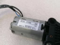 MASERATI MASERATI GRANTURISMO M145 980138112 RH SEAT MOTORS RHD 99662433200 Seat Motor — thumbnail 8