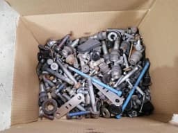 PORSCHE PORSCHE BOXSTER 987 SCREWS BOLTS FROM ONE CAR SET BOLTS — thumbnail 2