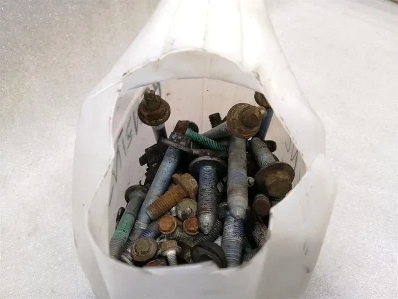 PORSCHE 911 996 996 SUSPENSION SCREWS BOLTS FROM ONE CAR SET BOLTS