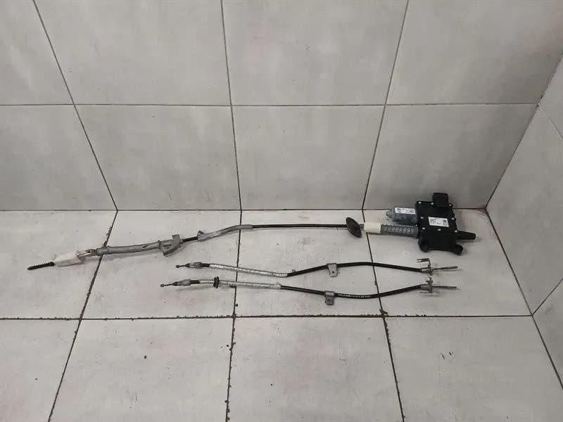 FERRARI Ferrari California F149 08-14 4.3 PBM Park Brake Motor 281143 Parking Brake Motor