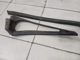 MCLAREN McLaren 720S Coupe Door Seal 14AA418CP Door Seals — thumbnail 3