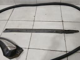 MCLAREN McLaren 720S Coupe Door Seal 14AA418CP Door Seals — thumbnail 5