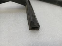 MCLAREN McLaren 720S Coupe Door Seal 14AA499CP RH Door Seals — thumbnail 4