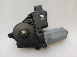 PORSCHE Porsche 911 996 rear left door window motor 99662411105 window regulator motor rear — thumbnail 1