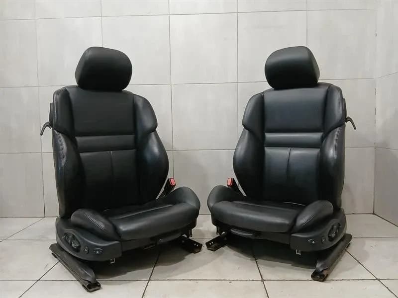 BMW 2005 M6 Coupe RHD UK AU JP BMW 6 Series E63 Seats Sport Seats Interior