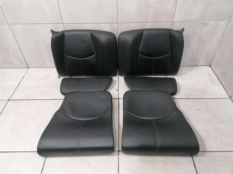 PORSCHE Porsche 911 997 convertible rear seat set 99752205104 rear seats set defects