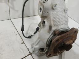 PORSCHE Porsche Taycan 9J Left Front Hub 9J1407245B Wheel Bearing Housing Front Left — thumbnail 4