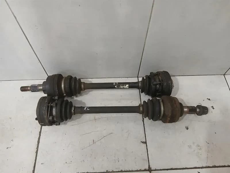 Porsche 911 3.2 1984-1989 Rear Drive Shaft 91133202415 Drive Shaft Rear SET