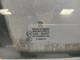 ROLLS ROYCE Rolls Royce Ghost Series 1 09-14 Left Rear 1/4 Glass 51377474237 Door Panel 1/4 LH — thumbnail 4