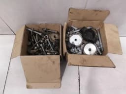 MERCEDES-BENZ MERCEDES G-WAGEN W463 W463 SCREWS BOLTS FROM ONE CAR SET BOLTS — thumbnail 2