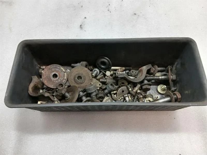 PORSCHE 911 CARRERA 3.2 1984-1989 SCREWS BOLTS FROM ONE CAR SET BOLTS