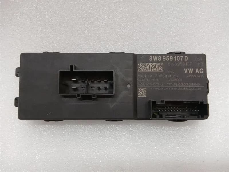 Porsche Taycan 9J electronic module 8W8959107D control unit boat lid tailgate