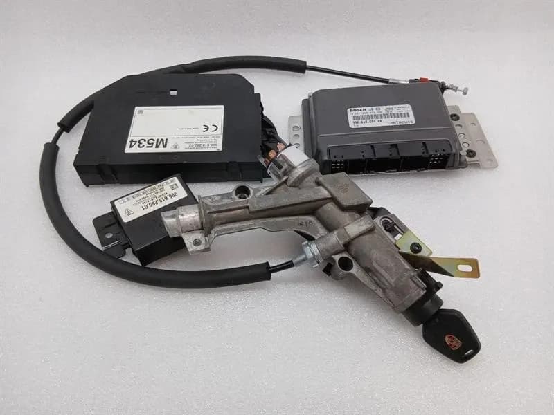PORSCHE Porsche 911 996 engine ECU set 99661860400 engine control unit set