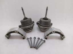 PORSCHE Porsche 911 997 Engine Mount 99737505904 Turbo MK2 CONVERTIBLE Engine Mount — thumbnail 1