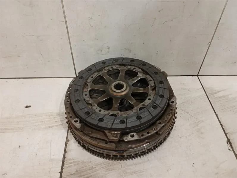 PORSCHE Porsche Cayman 981 GT4 Flywheel + Clutch Basket 98111401280 Clutch Flywheel