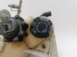 PORSCHE Porsche 911 997 expansion tank 99610605703 turbo expansion tank coolant — thumbnail 4