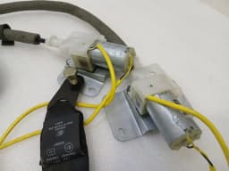 BENTLEY BENTLEY CONTINENTAL FLYING SPUR FRONT SEATBELT 3W5857706A SET OF 5 RHD — thumbnail 5