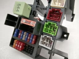 PORSCHE Porsche Cayman 718 GT4 Fuse Box 982971706B Fuse Box — thumbnail 6