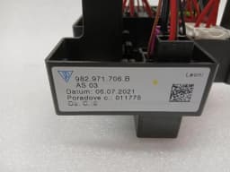 PORSCHE Porsche Cayman 718 GT4 Fuse Box 982971706B Fuse Box — thumbnail 9
