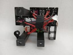 PORSCHE Porsche Cayman 718 GT4 Fuse Box 982971706B Fuse Box — thumbnail 10