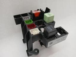 PORSCHE Porsche Cayman 718 GT4 Fuse Box 982971706B Fuse Box — thumbnail 7
