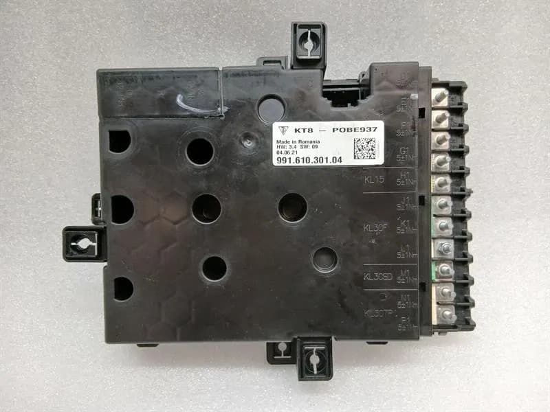 Porsche Cayman 718 GT4 Fuse Box 99161030104 Fuse Box