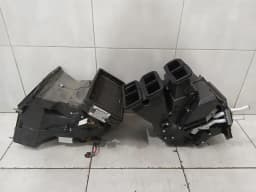 MCLAREN McLaren 720S Coupe Heater Blower 11A4153CP SET Engine Heater Blower — thumbnail 6