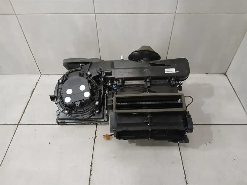 LAMBORGHINI Lamborghini Huracan LP640 EVO SPYDER Heater Blower 4S2816005C RHD! RHD