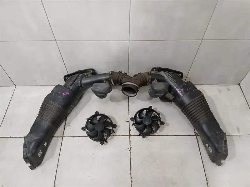 Porsche Cayman 981 Air Filter Box 98111027000 Air Filter Box AIR INTAKE