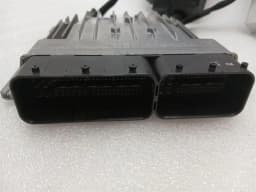 BMW BMW M6 M5 E63 Engine ECU Set 7837831 DME Engine Control Unit Set S85 12147842121 — thumbnail 5