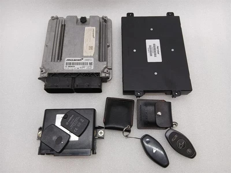 McLaren 720S Coupe 4.0 V8 Engine ECU Set 14M0359CP Engine ECU Set