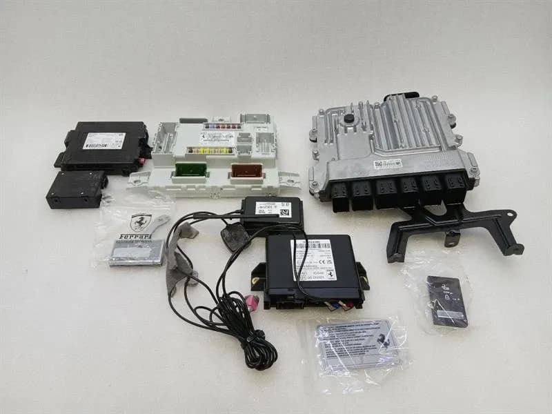 FERRARI Ferrari 296 GTS GTB F171 Engine ECU Set 9351170 Engine ECU + 2 KEYS