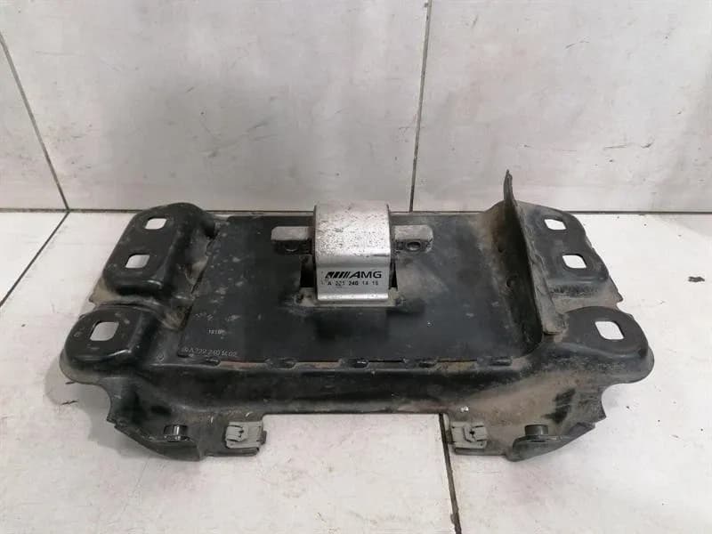 MERCEDES-BENZ Mercedes CL W217 Engine Mount A2212401418 Engine Mount AMG A2222401402