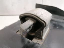 MERCEDES-BENZ Mercedes CL W217 Engine Mount A2212401418 Engine Mount AMG A2222401402 — thumbnail 3
